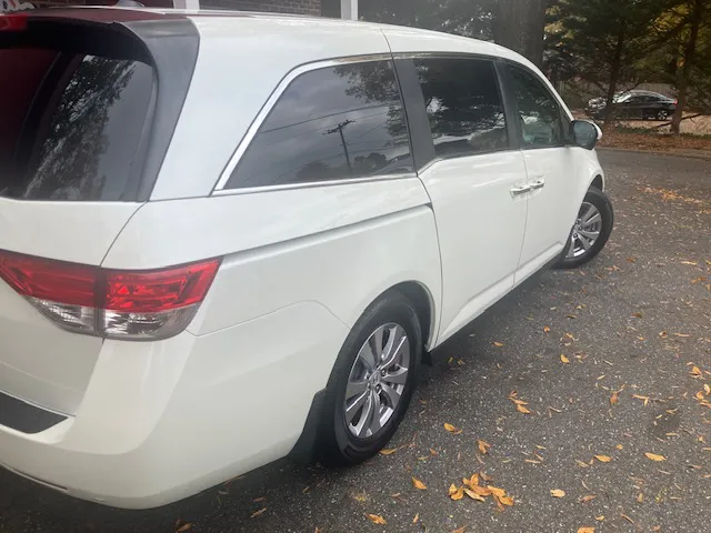 2014 Honda Odyssey EX-L photo 3