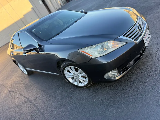 2010 Lexus ES 350 350's photo