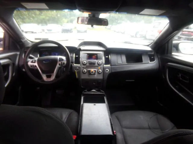 2015 Ford Taurus - Photo 6