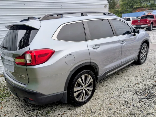 2019 Subaru Ascent Limited photo 17