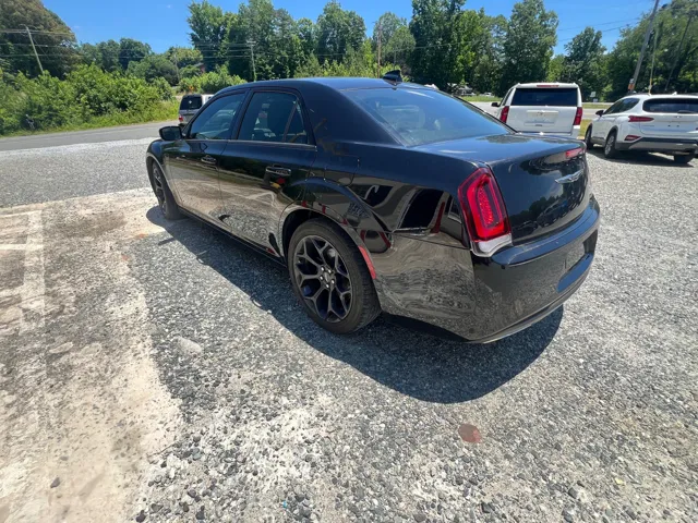 2019 Chrysler 300 S - Photo 7