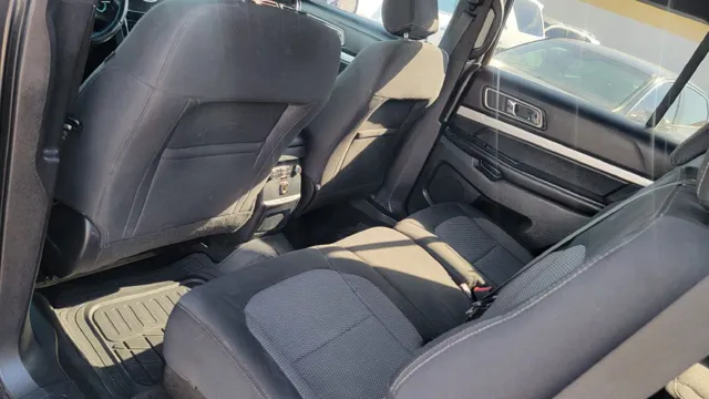 2017 Ford Explorer XLT - Photo 15