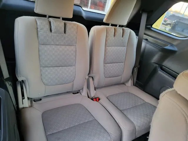 2011 Ford Explorer XLT - Photo 15