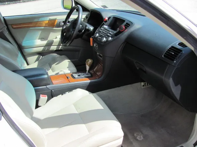 2003 INFINITI M45 Base - Photo 7