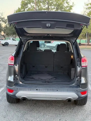 2016 Ford Escape SE - Photo 20