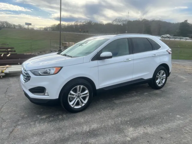 2020 Ford Edge SEL's photo