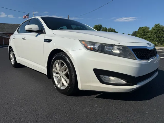 2012 Kia Optima LX's photo