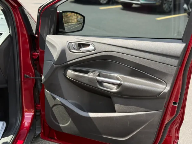 2016 Ford Escape SE - Photo 22