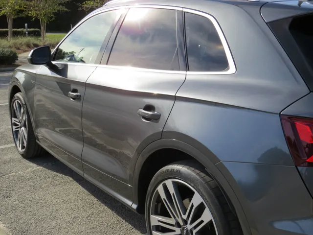 2018 Audi SQ5 Prestige photo 3