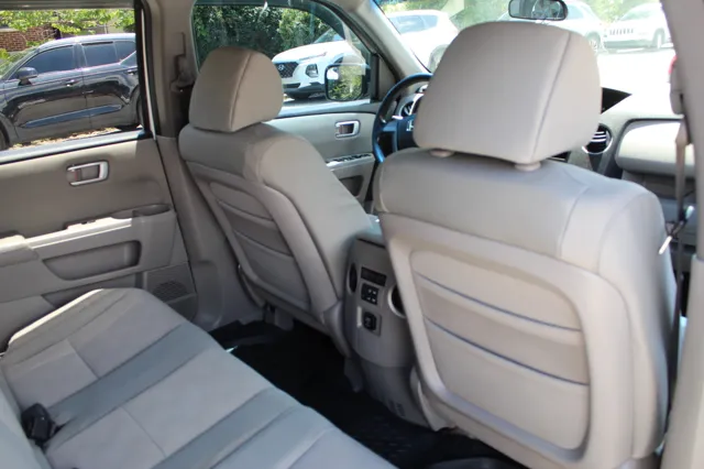 2010 Honda Pilot LX photo 19