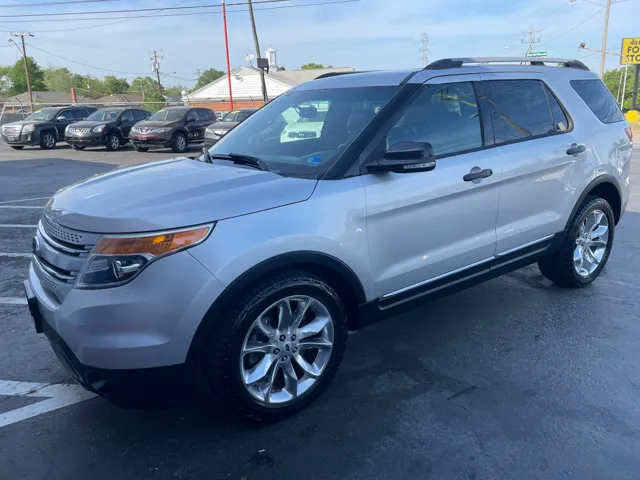 2015 Ford Explorer XLT 4x4's photo