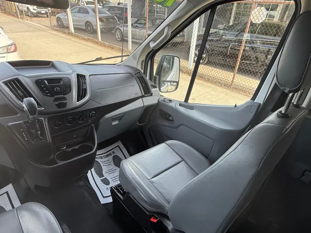 2016 Ford Transit XL - Photo 14