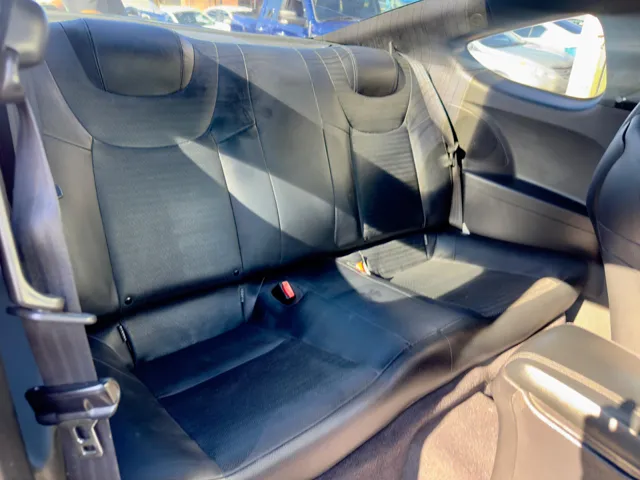 2016 Hyundai Genesis Coupe Ultimate - Photo 9