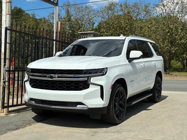 2021 Chevrolet Tahoe LS's photo
