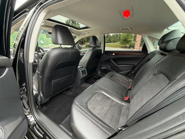 2013 Volkswagen Passat 2.0L TDI SEL Premium