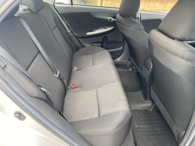 2013 Toyota Corolla S photo 4