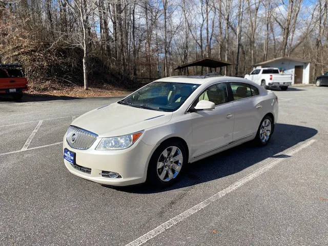 2010 Buick LaCrosse CXL photo 2