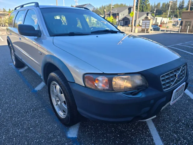 2004 Volvo XC70 2.5T