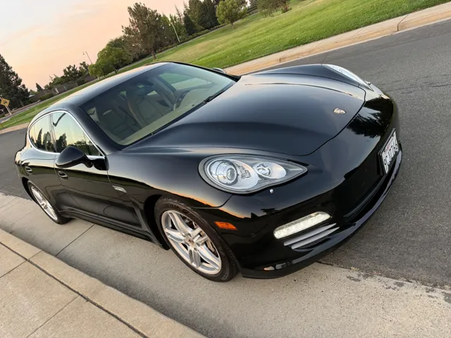 2011 Porsche Panamera