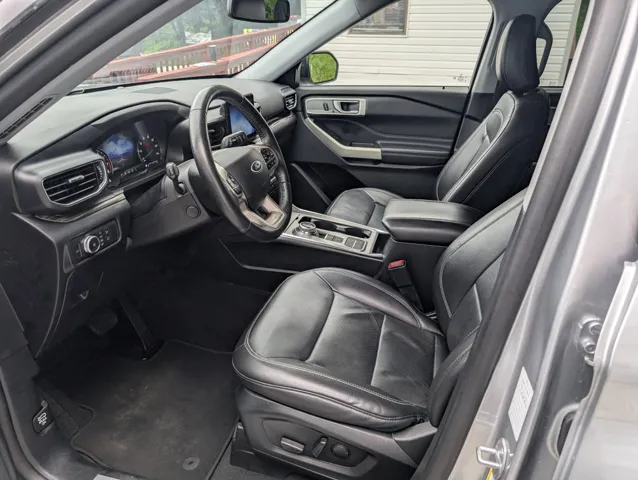 2021 Ford Explorer Limited photo 4