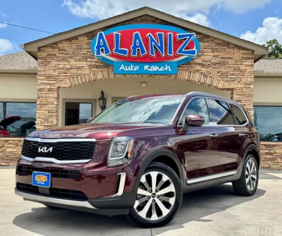 2022 Kia Telluride S's photo