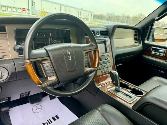 2012 Lincoln Navigator Base - Photo 18