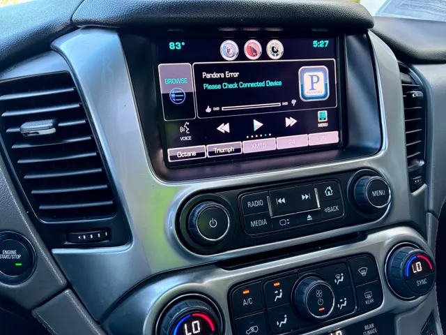 2015 Chevrolet Suburban LT - Photo 34