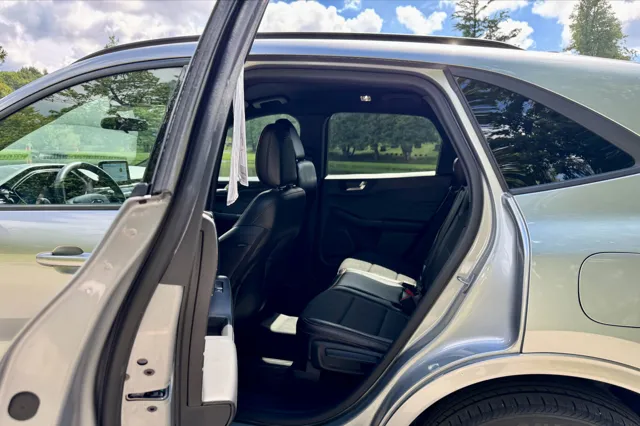 2023 Ford Escape ST-Line - Photo 24