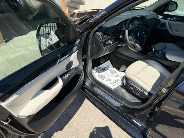 2017 BMW X3 sDrive28i - Photo 17