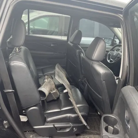 2018 Honda Pilot EX-L - Photo 12