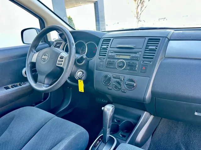 2011 Nissan Versa SL - Photo 42