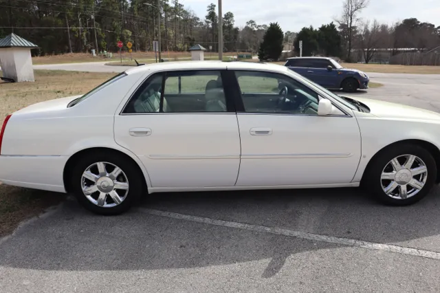 2007 Cadillac DTS - Photo 6