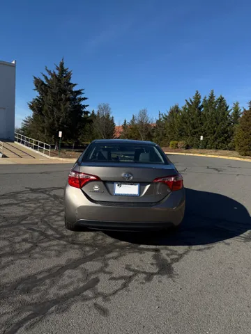 2019 Toyota Corolla LE - Photo 7