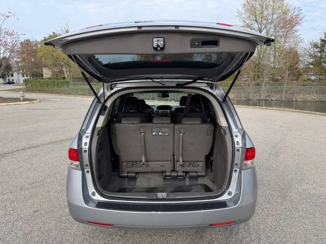 2017 Honda Odyssey EX-L - Photo 18