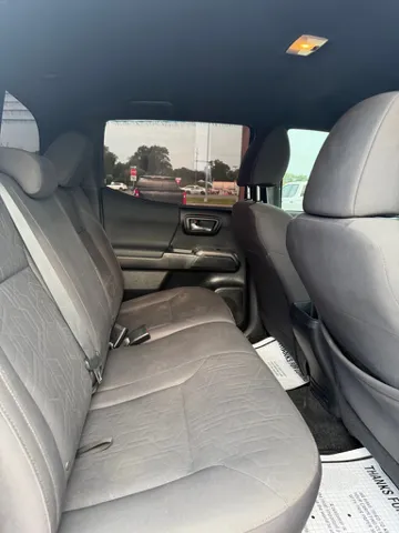2019 Toyota Tacoma TRD Off Road - Photo 11