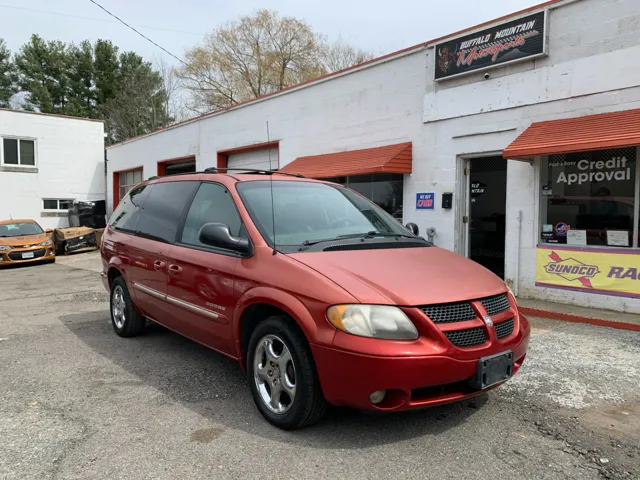 2001 Dodge Grand Caravan ES's photo