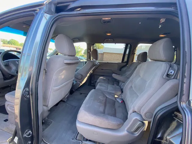2010 Honda Odyssey EX photo 18