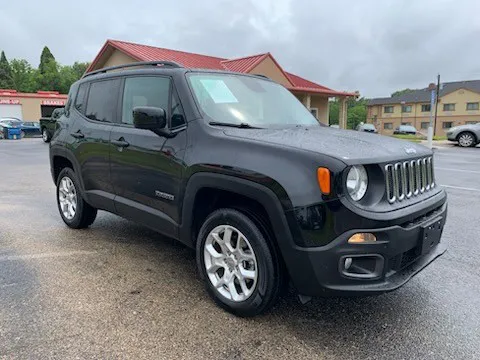 2017 Jeep Renegade Latitude 4x4's photo
