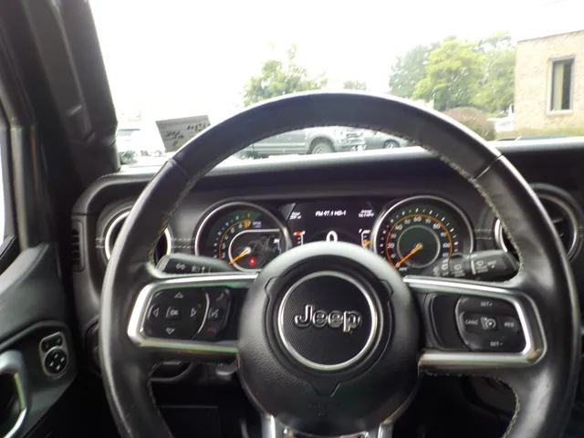 2019 Jeep Wrangler Unlimited Sahara photo 26
