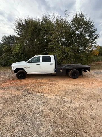 2018 RAM Ram 3500 Chassis Cab Tradesman's photo