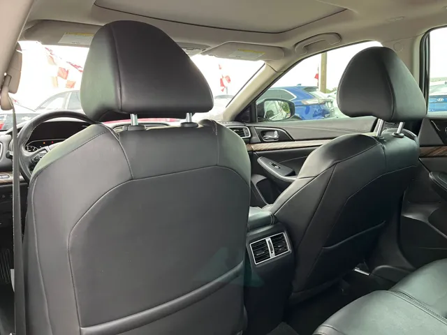 2016 Nissan Maxima Platinum photo 4