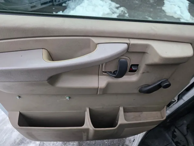 2012 Chevrolet Express Cargo Work Van - Photo 87