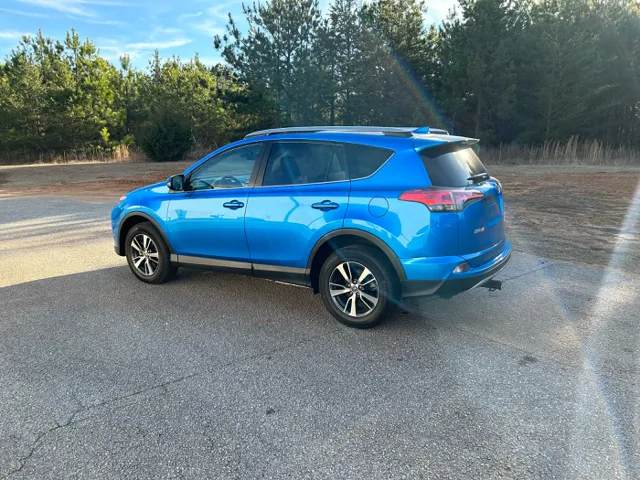 2018 Toyota RAV4 XLE