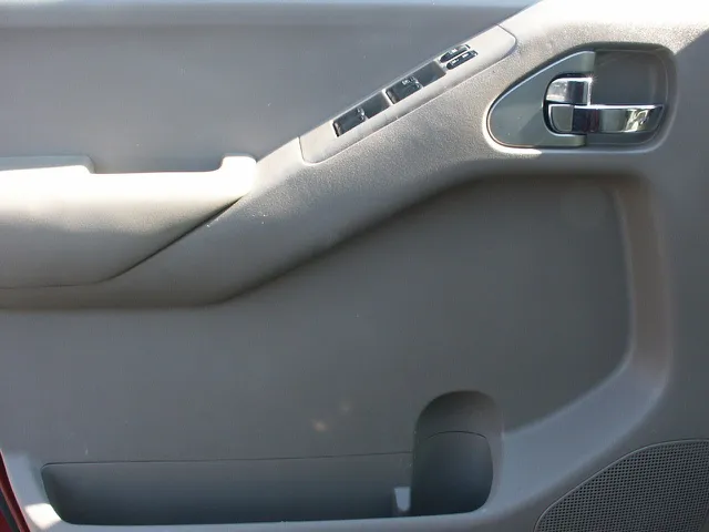 2012 Nissan Frontier - Photo 13