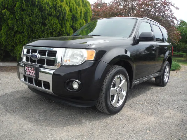 2011 Ford Escape's photo