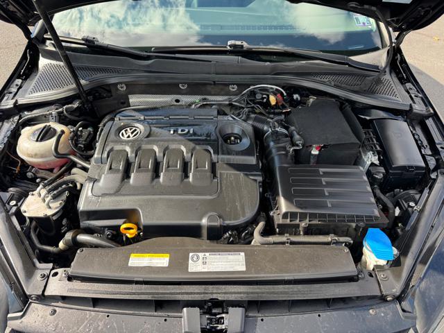 2015 Volkswagen Golf TDI S 6A