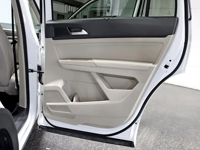 2020 Volkswagen Atlas SE photo 31