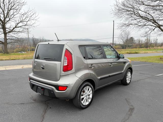 2012 Kia Soul +