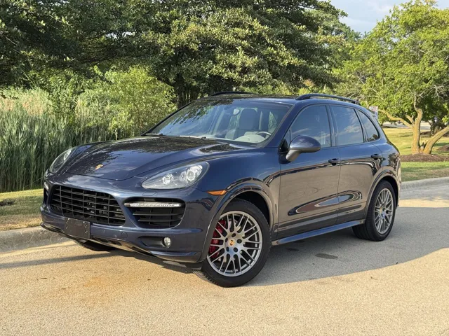 2013 Porsche Cayenne GTS