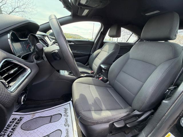 2017 Chevrolet Cruze LT Manual